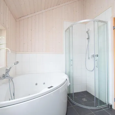 Resort-wellnesshaus Fuer 8 Personen Großenbrode